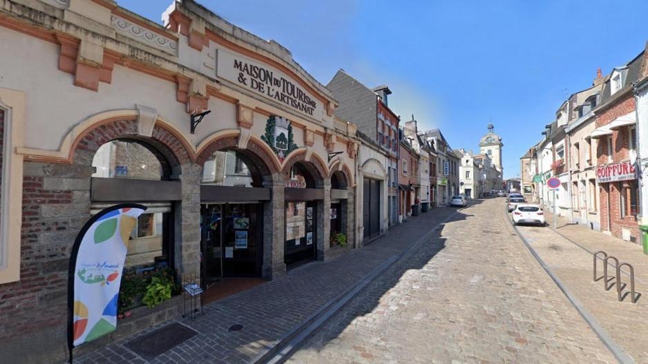 Le Gite Des Geants Le Quesnoy  Exteriör bild